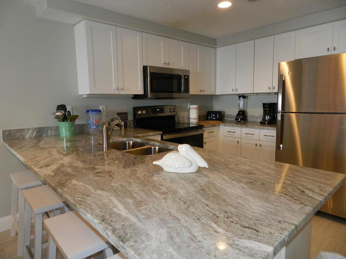 Vacation In Comfort And Luxury - 3 Bedroom Direct Oceanfront - Wyndham Ocean Walk Resort 2425 Daytona Beach Bagian luar foto