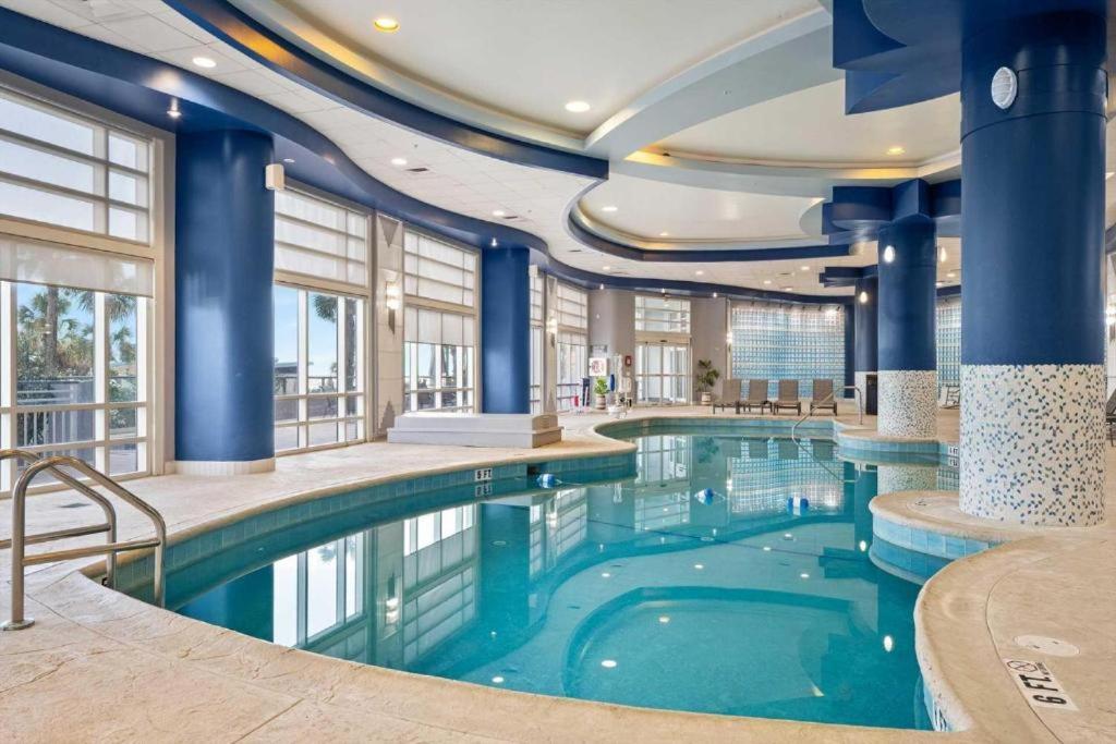 Vacation In Comfort And Luxury - 3 Bedroom Direct Oceanfront - Wyndham Ocean Walk Resort 2425 Daytona Beach Bagian luar foto