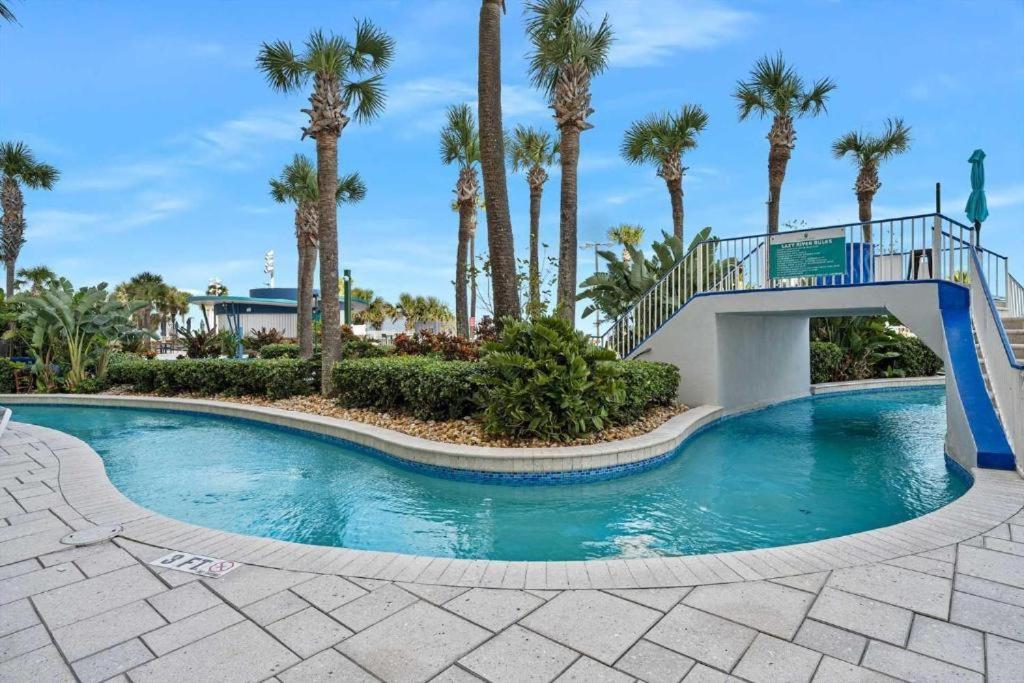 Vacation In Comfort And Luxury - 3 Bedroom Direct Oceanfront - Wyndham Ocean Walk Resort 2425 Daytona Beach Bagian luar foto